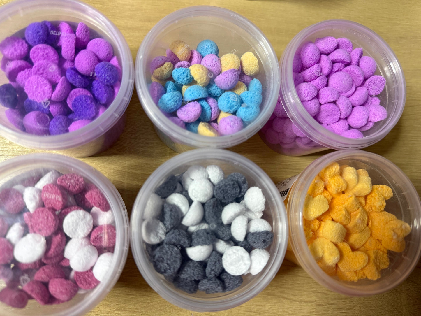 Bath bomb pearl drops